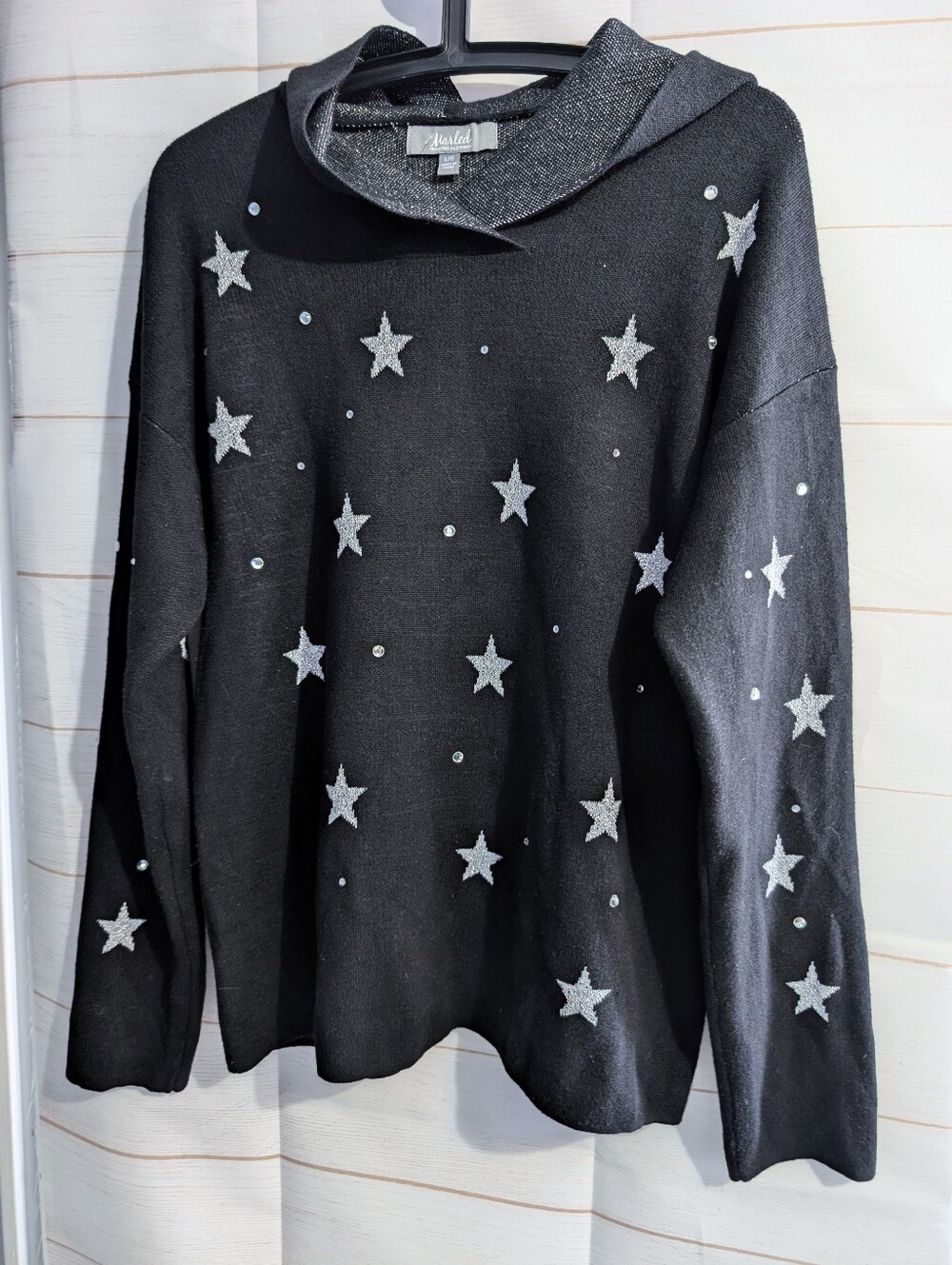 Marled Black Star-Embellished Cowl Neck Sweater Size Large